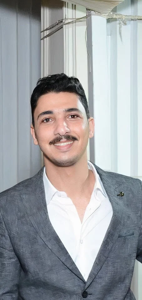 Front End Developer Image